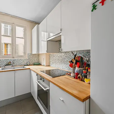 Veeve - Batignolles Gem
